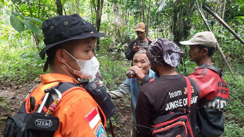 Hilang 20 Jam di Hutan Limbangan Kendal, Kakek 79 Ini Ditemukan Selamat