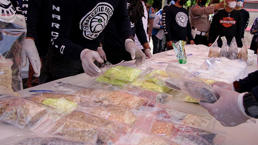 Polda Sulsel Musnahkan 74,9 Kg Sabu dan 38.600 Butir Ekstasi - Bagian 2