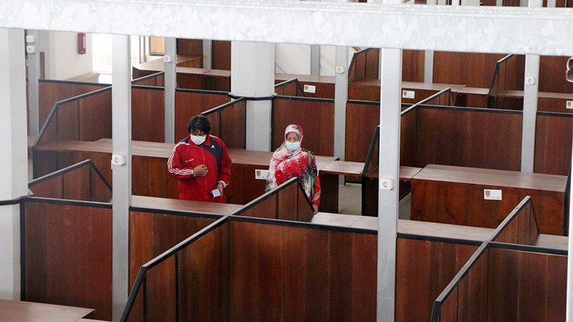 Daftar Ulang Pedagang Jelang Menempati Lapak di Pasar Johar Semarang - Bagian 3