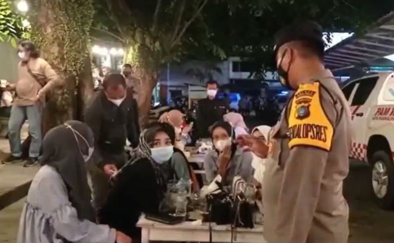 Pengunjung Kafe di Pangkalpinang Kaget Didatangi TNI Polri, Ini Penyebabnya