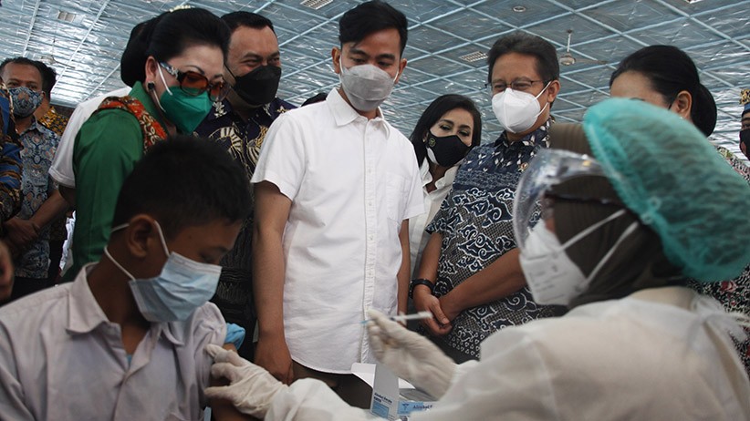 Menkes Budi Gunadi Sadikin Peroleh Gelar Bangsawan dari Paku Buwono XIII - Bagian 2