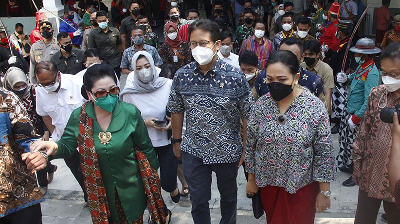 Menkes Budi Gunadi Sadikin Peroleh Gelar Bangsawan dari Paku Buwono XIII - Bagian 1