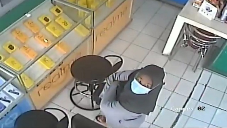 Wanita Hamil Pencuri HP yang Viral Kembali Beraksi, Para Pedagang Ponsel Resah