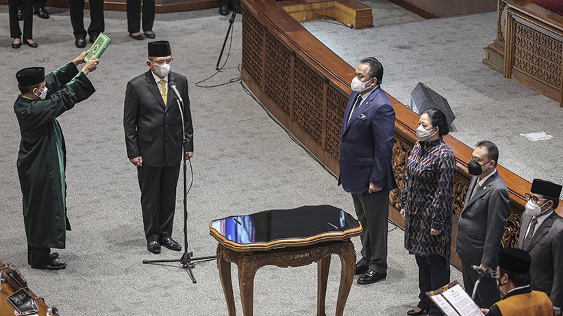 Lodewijk F Paulus Dilantik sebagai Wakil Ketua DPR Gantikan Azis Syamsuddin - Bagian 3