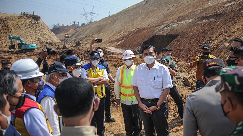 3 Menteri Cek Pembangunan Jalan Tol Cisumdawu - Bagian 3