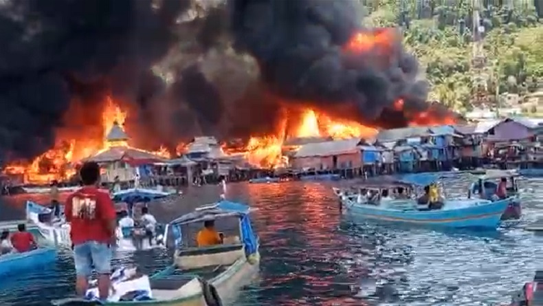 Kebakaran di Pasar Borobudur Manokwari, Puluhan Rumah Warga Ludes Dilahap Api