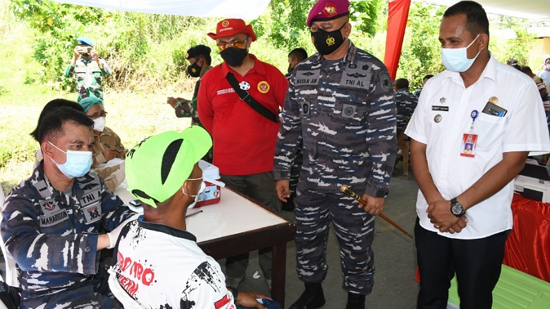 title Lantamal VIII Bersama Binda Sulut Gelar Vaksinasi di Kelurahan Kairagi 2 Manado Lantamal VIII Bersama Binda Sulut Gelar Vaksinasi di Kelurahan Kairagi 2 Manado