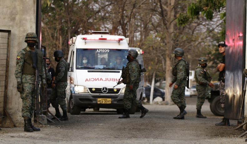 title  Penjara Rusuh, 80 Napi Dilaporkan Tewas  Penjara Rusuh, 80 Napi Dilaporkan Tewas