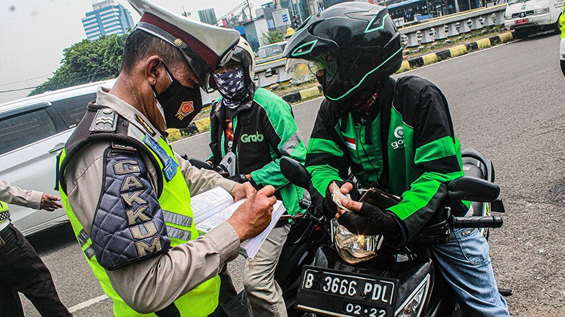 Operasi Patuh Jaya 2021, Pengendara Roda Dua Paling Banyak Melanggar - Bagian 3