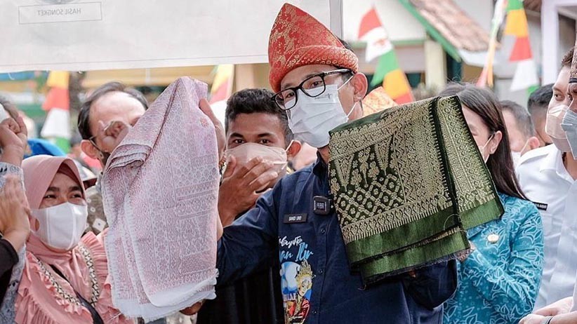 Sandiaga Uno Berikan Solusi bagi Pemuda Desa Burai Sumsel yang Terdampak Pandemi  - Bagian 3