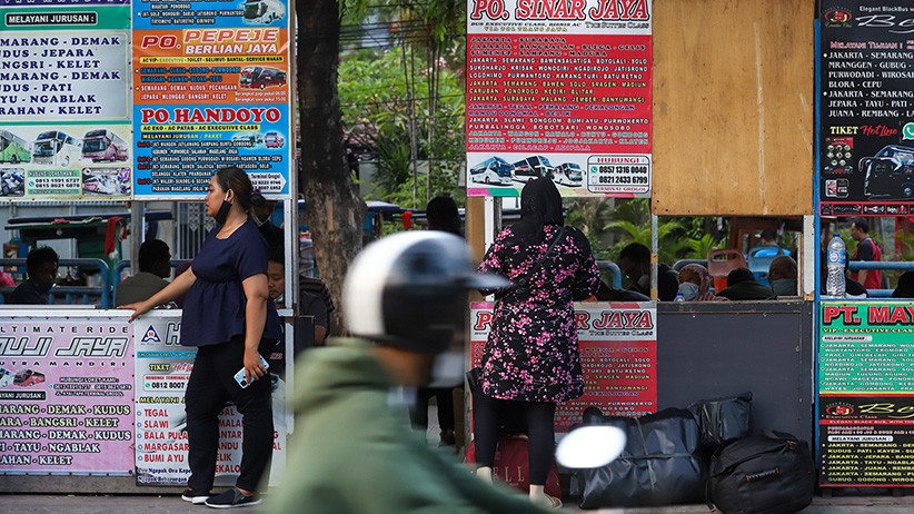 Bus AKAP Masih Sepi Penumpang - Bagian 3