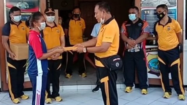 Gadis Pemberani asal Lirung Nyambi Jadi Joki Speedboat di Ujung Utara NKRI 