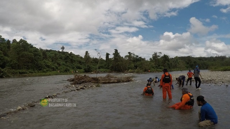 Tim SAR Gabungan Cari Warga Hilang Terseret Banjir di Maluku Tengah