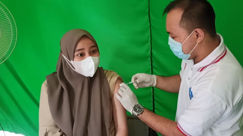 Antusiasme Warga Tinggi Ikuti Gebyar Vaksinasi Covid-19 DPRD Babel, 300 Dosis Disiapkan