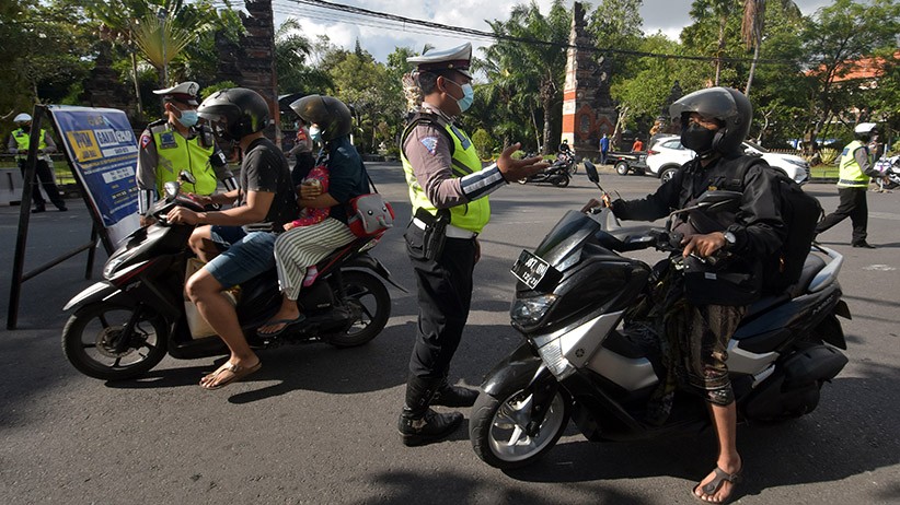 Pemberlakuan Ganjil Genap di Kawasan Wisata Sanur Bali - Bagian 2
