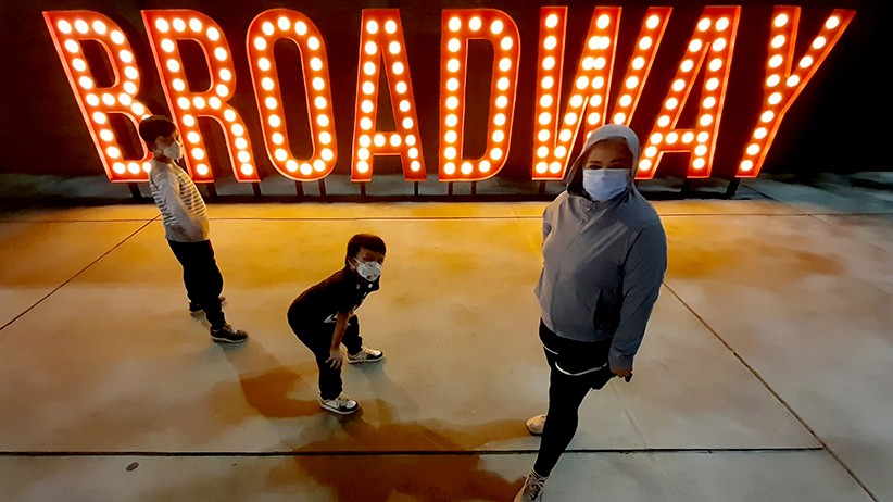 Menikmati Wisata Rasa Amerika di Broadway Alam Sutera  - Bagian 4
