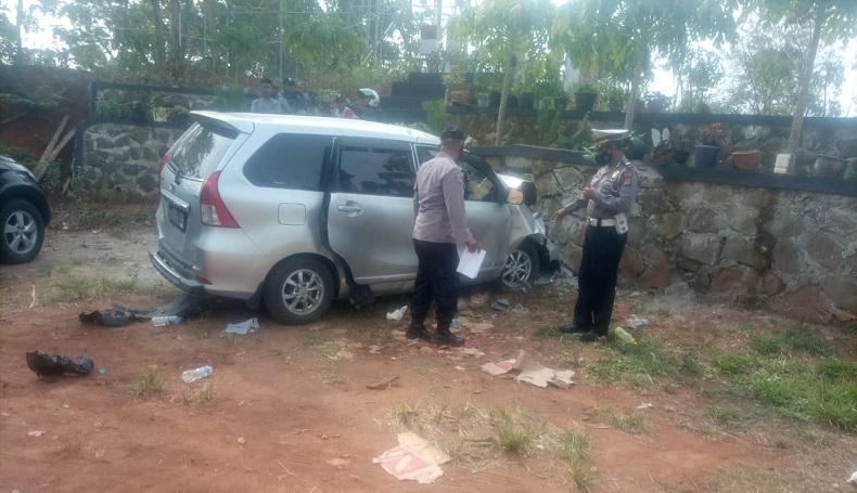 Avanza Tabrak Dinding di Kawasan Geopark Ciletuh Sukabumi, 3 Tewas 4 luka