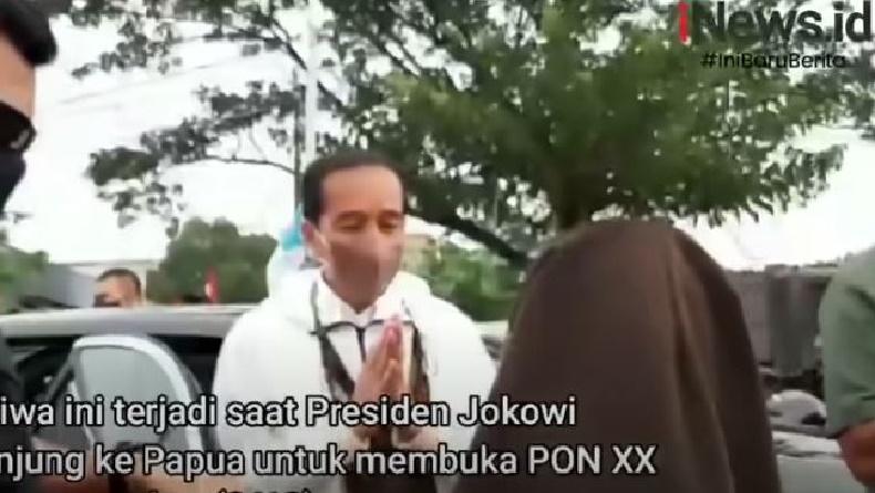 title Viral Video Momen Warga Berhentikan Iring-iringan Presiden Jokowi di Papua Viral Video Momen Warga Berhentikan Iring-iringan Presiden Jokowi di Papua