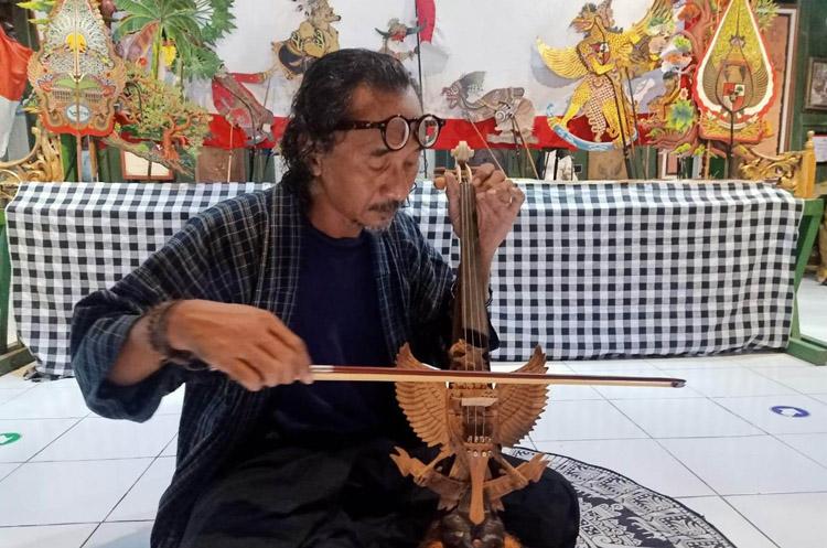 Prihatin Pancasila Dilupakan, Warga Bantul Ini Bangun Museum untuk Tampung Pernak-Pernik Garuda