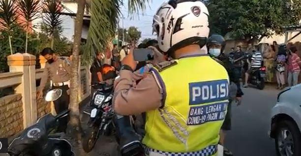 Diduga Oleng, 2 Pemotor di Bandarlampung Tewas usai Tabrak Rumah Warga
