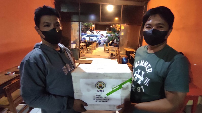 300 Mushaf Alquran Disalurkan ke Pulau Kodingareng Makassar