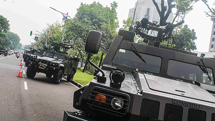 TNI Pamer Alutsista di Depan Istana Merdeka, Ada Anoa hingga RM 70 Vampire - Bagian 5