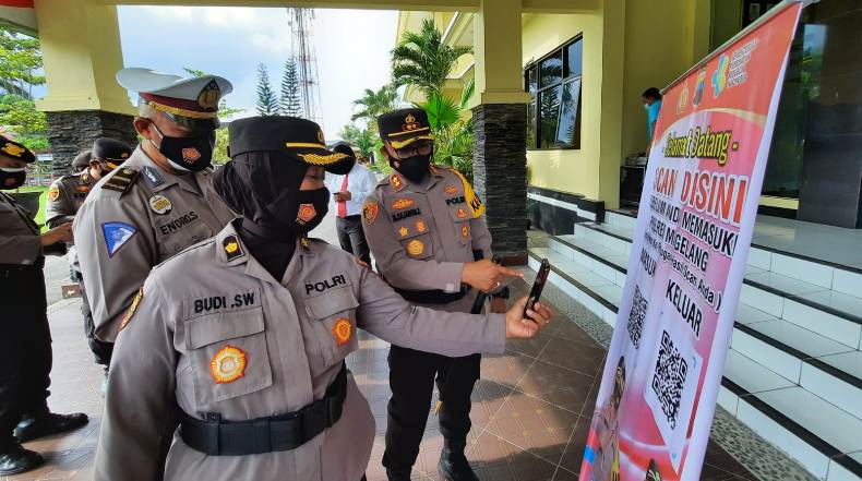 Catat, Masuk Mapolres Magelang Wajib Scan Barcode Aplikasi PeduliLindungi