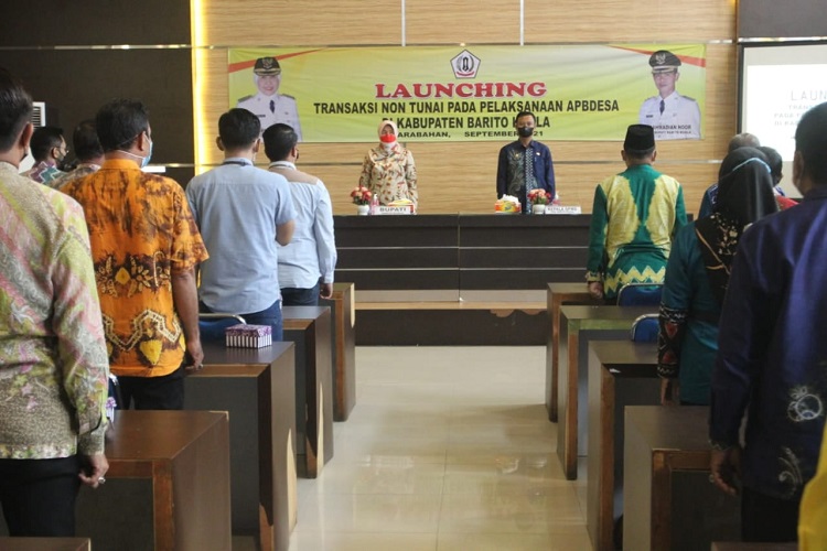 Mulai Oktober 2021 Semua Desa di Batola Terapkan Transaksi Nontunai