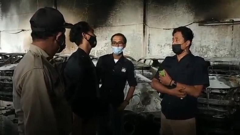 5 Fakta Sopir Bakar Garasi Mobil Taksi di Gunungbatu Cimahi, Nomor 3 Miris