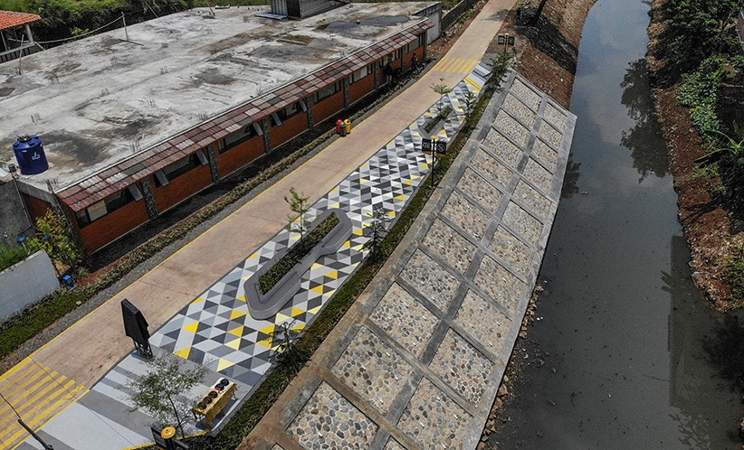 Program Bandung Ramah Anak, Bantaran Sungai Cipamokolan Dijadikan Taman Bermain - Bagian 2