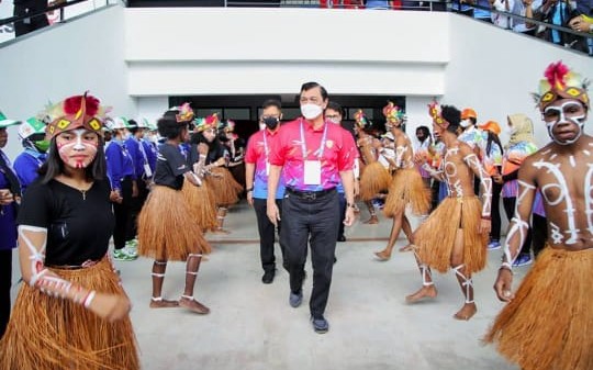 Luhut Bangga dengan Infrastruktur Mimika Sport Complex di Papua