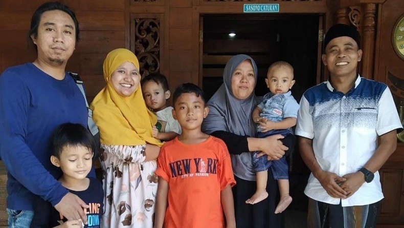 title Balita dengan Nama Terpanjang di Indonesia, Bikin Geger Tetangga Balita dengan Nama Terpanjang di Indonesia, Bikin Geger Tetangga