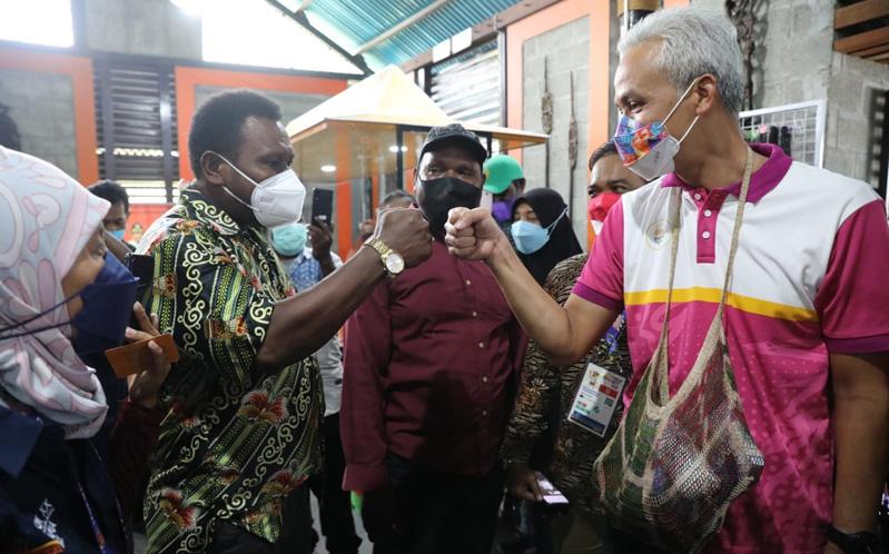  Warga Papua ke Ganjar: Masyarakat Jawa Tengah Itu Ramah-ramah dengan Kami