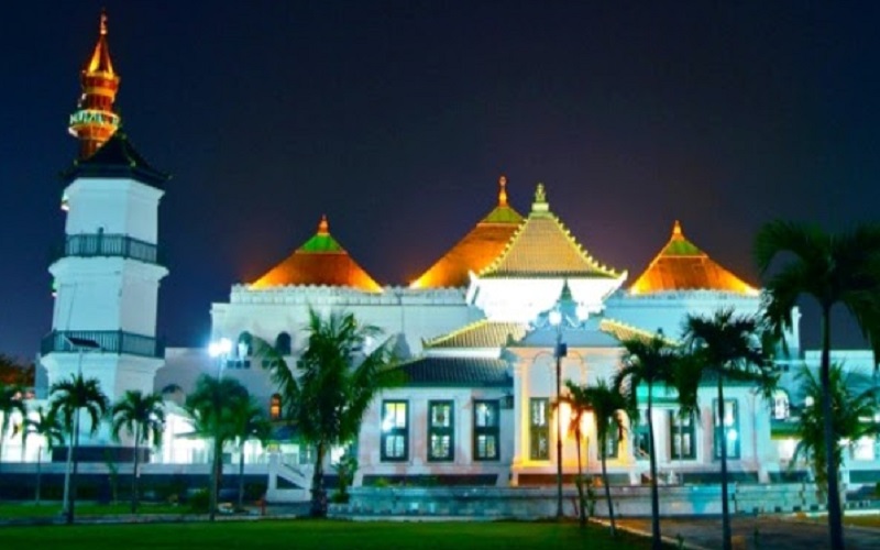 5 Tempat Ibadah di Palembang Bersejarah dan Ikonik yang Wajib Dikunjungi 