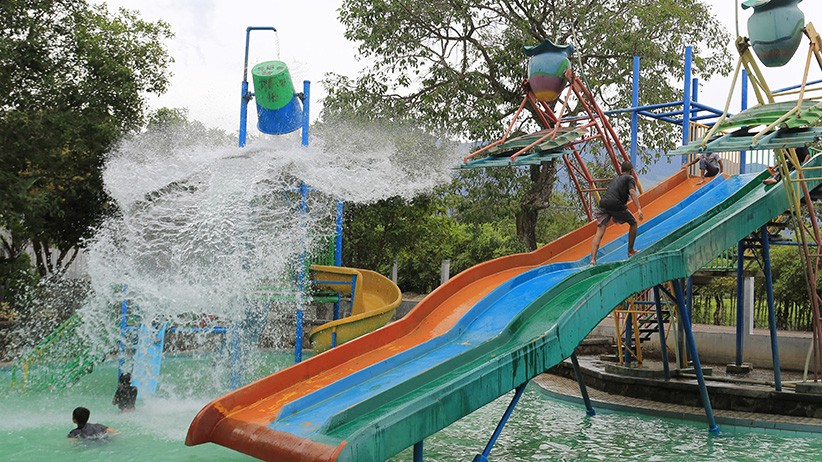 Kawasan Pemandian Aceh Mulai Dibuka - Bagian 2