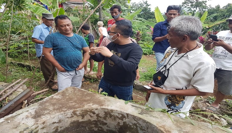 title Bocah di Sukabumi yang Disangka Ikut Ondel-Ondel Ditemukan Bertahan 20 Jam di Dalam Sumur Bocah di Sukabumi yang Disangka Ikut Ondel-Ondel Ditemukan Bertahan 20 Jam di Dalam Sumur