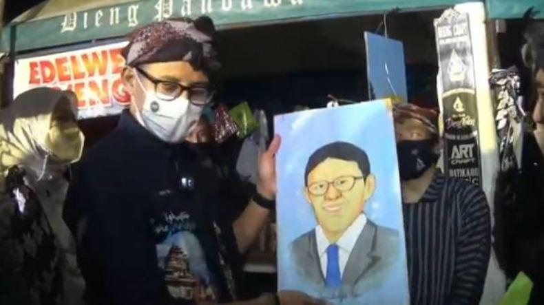 title Kunjungi Desa Wisata di Dataran Tinggi Dieng, Ini yang Dilakukan Sandiaga Uno Kunjungi Desa Wisata di Dataran Tinggi Dieng, Ini yang Dilakukan Sandiaga Uno