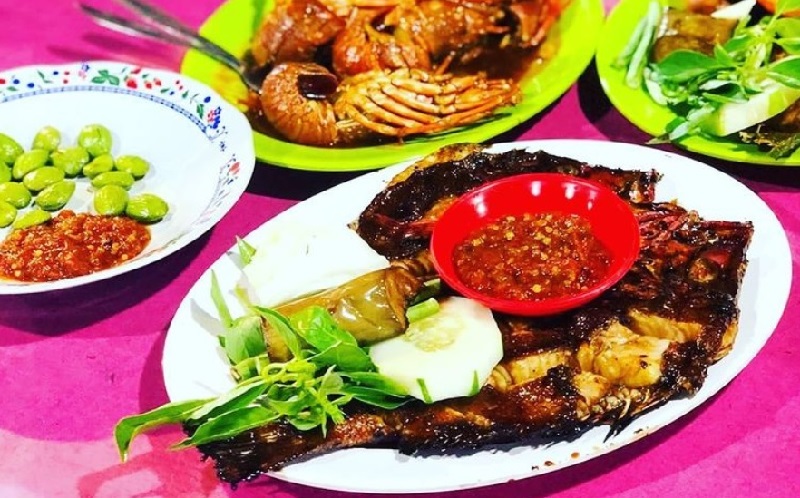 5 Tempat Kuliner di NTT, Murah Meriah dan Enak