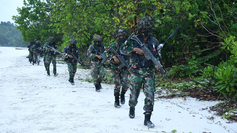 Gunakan Taktik Tempur Ratsus, Marinir TNI AL Hancurkan Instalasi Radar Musuh - Bagian 5
