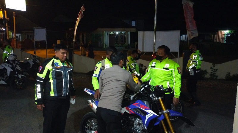   Kapolres Lampung Utara Patroli Malam Naik Motor di Kawasan Rawan Begal