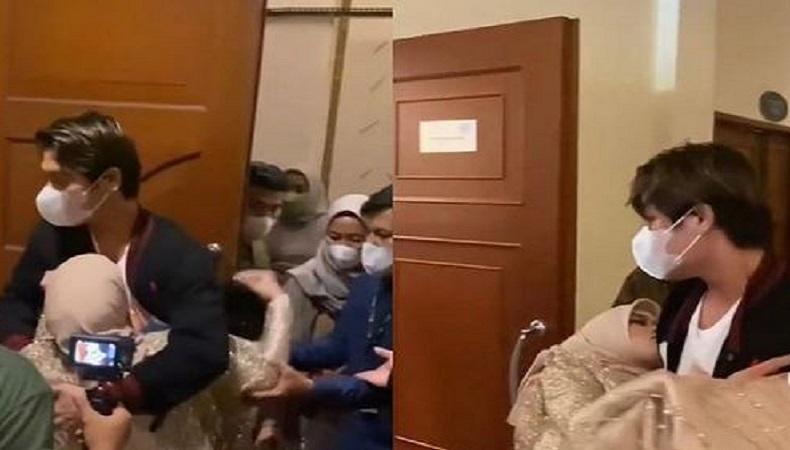 Viral Video Lesti Kejora Pingsan Digendong Rizky Billar usai Menyanyi di Resepsi Pernikahan 