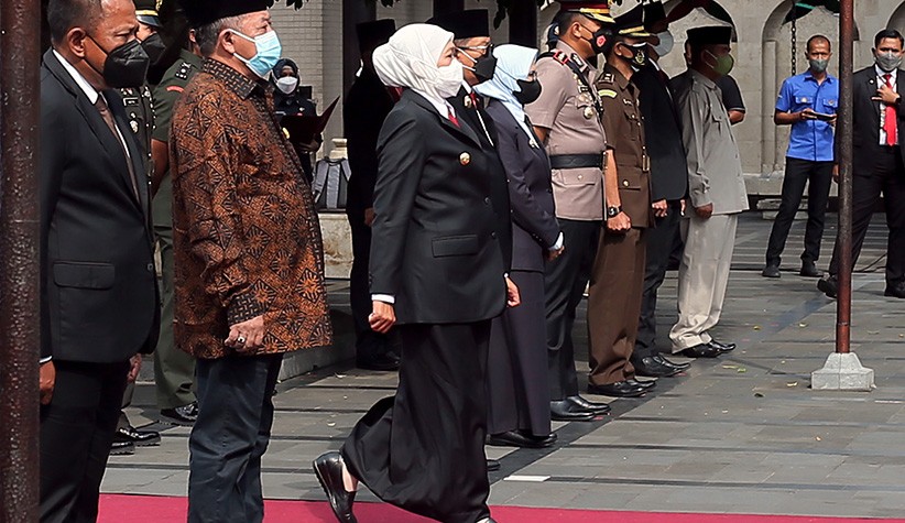 Jelang HUT ke-76 Jawa Timur, Gubernur Khofifah Ziarah ke Makam Presiden Soekarno - Bagian 3