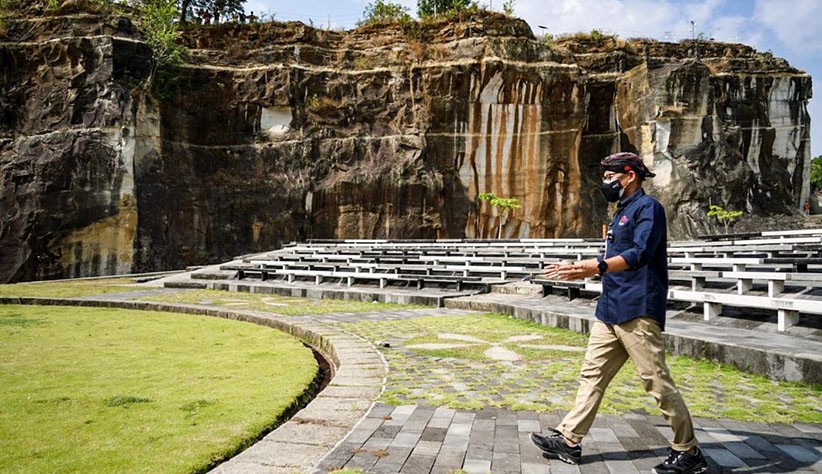 Sandiaga Uno Dorong Masyarakat Terus Berkarya di Bidang Pertanian untuk Tingkatkan Pendapatan Desa - Bagian 1