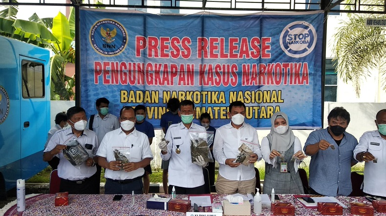 Pengakuan Dinda, Mahasiswi Cantik Bandar Ganja di Kampus USU yang Ditangkap BNN