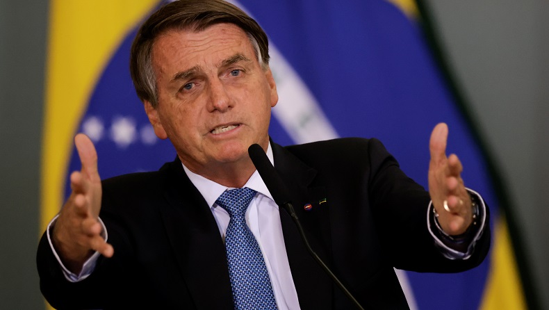  Gara-Gara Belum Divaksin, Presiden Brasil Tak Bisa Nonton Pertandingan Sepak Bola