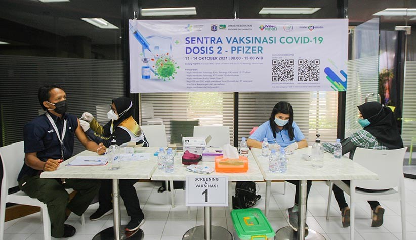 Hari Kedua Sentra Vaksinasi MNC Peduli Dosis 2 dengan Vaksin Pfizer - Bagian 2