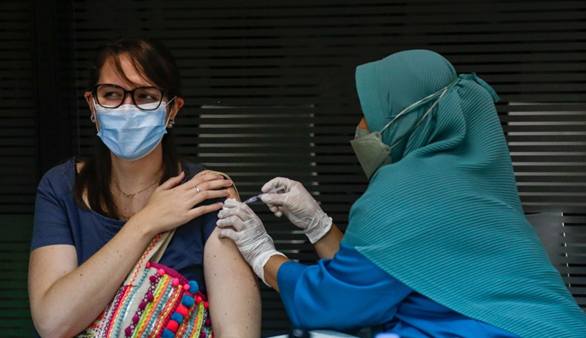 Jessica Tanoesoedibjo Tinjau Sentra Vaksinasi Dosis 2 MNC Peduli - Bagian 5