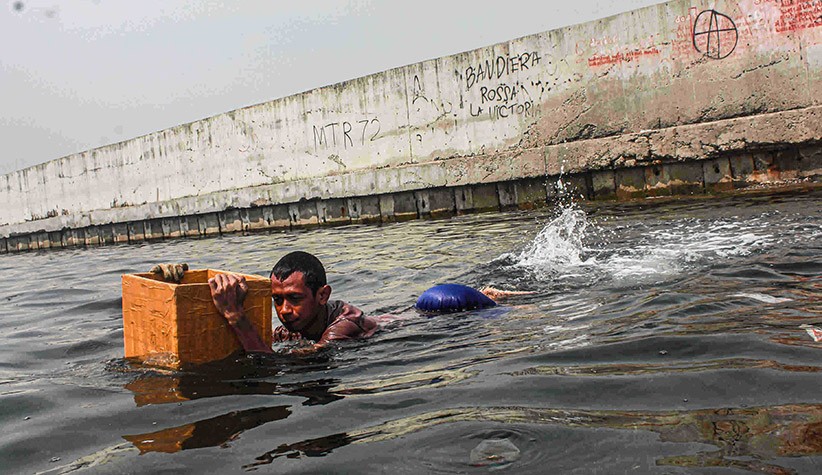 Melihat Perjuangan Pencari Nafkah dari Balik Tanggul Muara Baru - Bagian 1