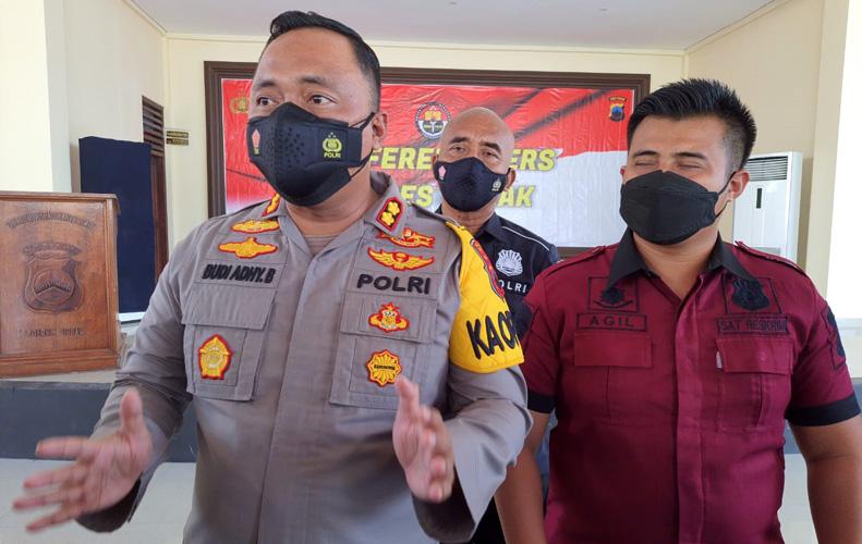 title Kakek 74 Tahun Ditahan di Polres Demak, Kapolres: Kami Tangani secara Profesional Kakek 74 Tahun Ditahan di Polres Demak, Kapolres: Kami Tangani secara Profesional