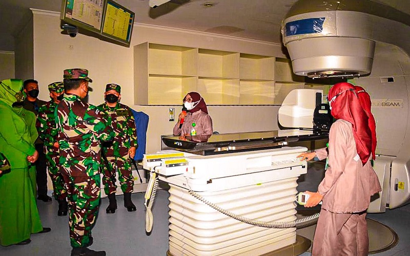 Pangdam Siliwangi Resmikan Alat Terapi Penyembuh Kanker di RS Ciremai Cirebon